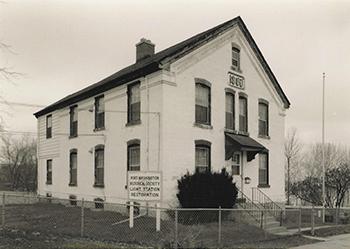 Port Washington Lighthouse 1935-2001